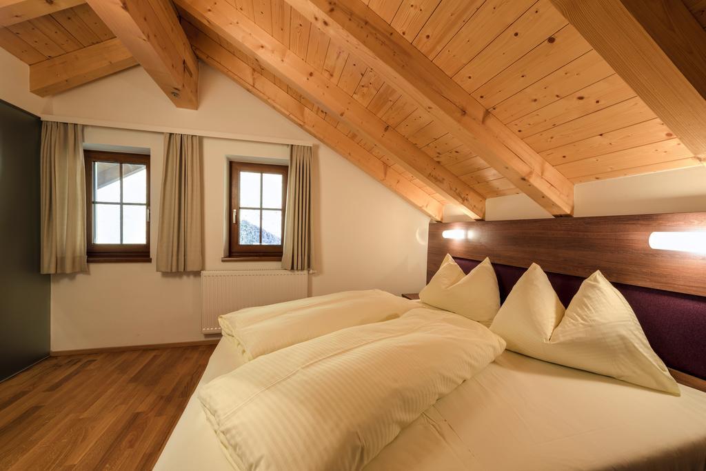 Aigenberg Appartements Flachau Quarto foto