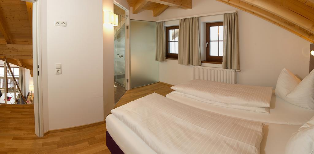 Aigenberg Appartements Flachau Quarto foto